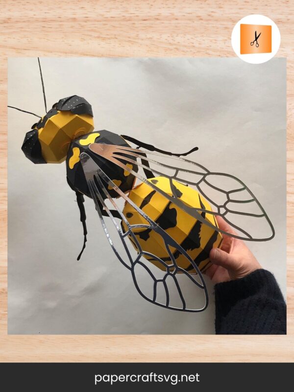 WASP Papercraft Template, 3D Low Poly Insect DIY Kit